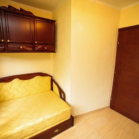 Villa Dolphin Apartments Petrovac na moru Zimmer foto
