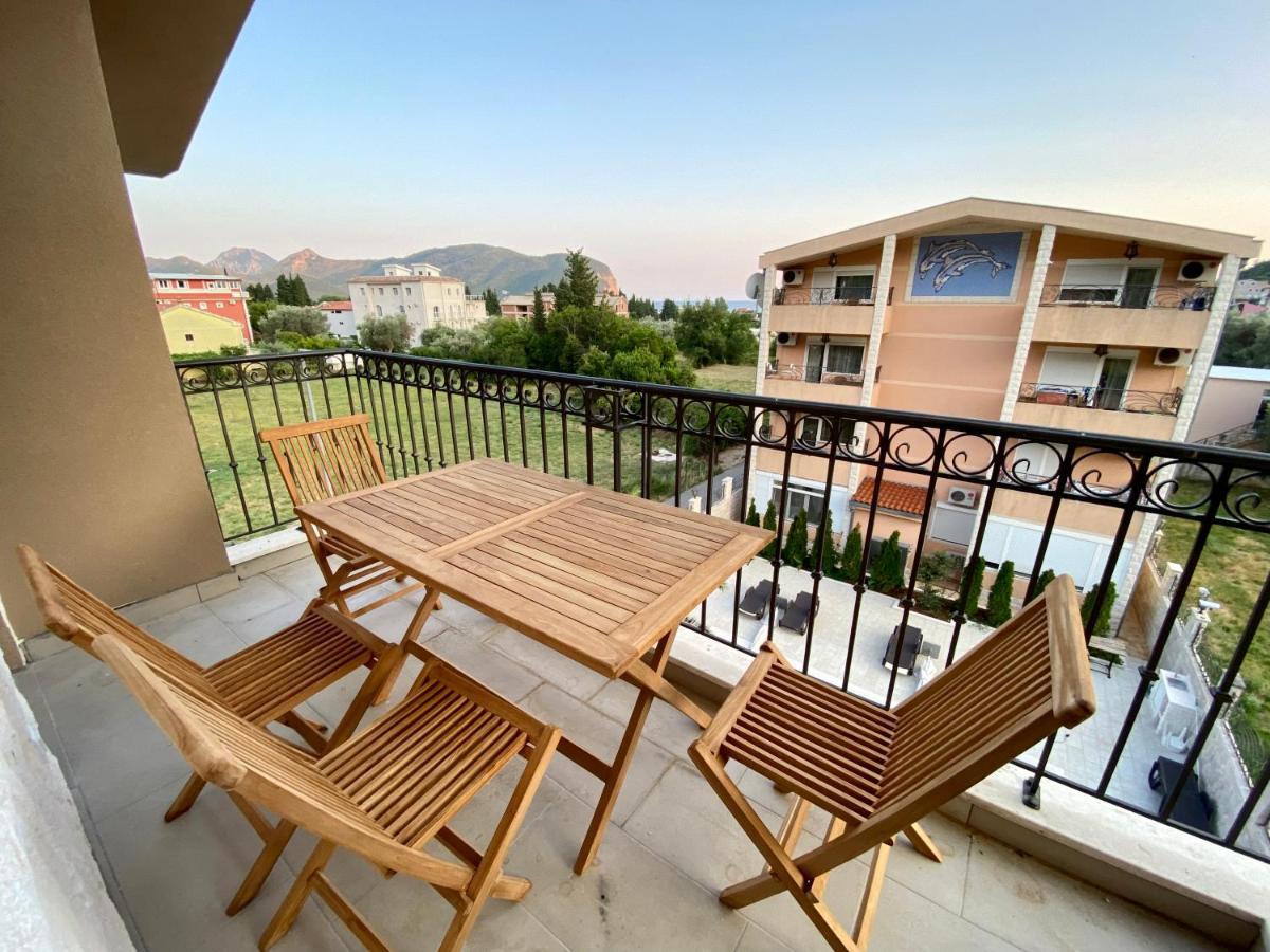 Villa Dolphin Apartments Petrovac na moru Exterior foto