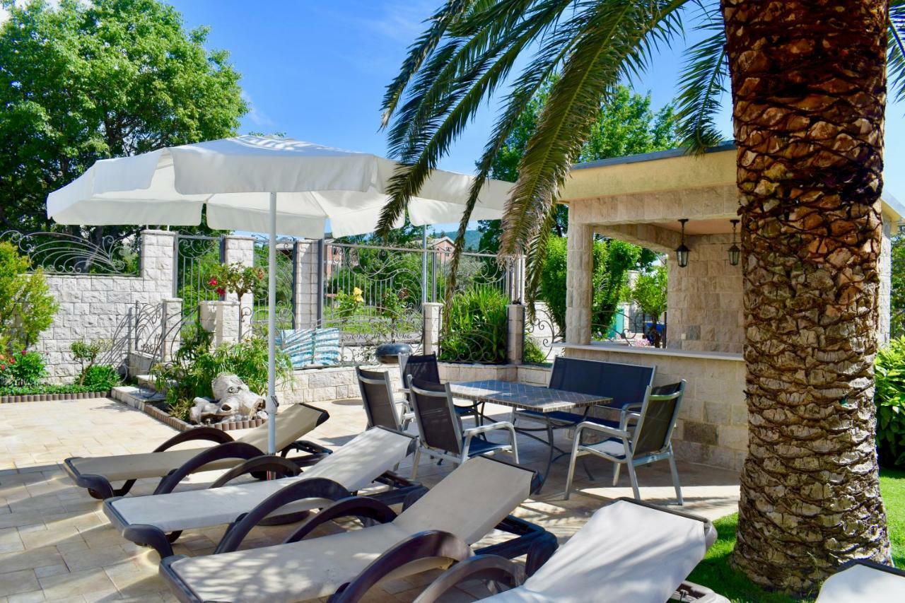 Villa Dolphin Apartments Petrovac na moru Exterior foto