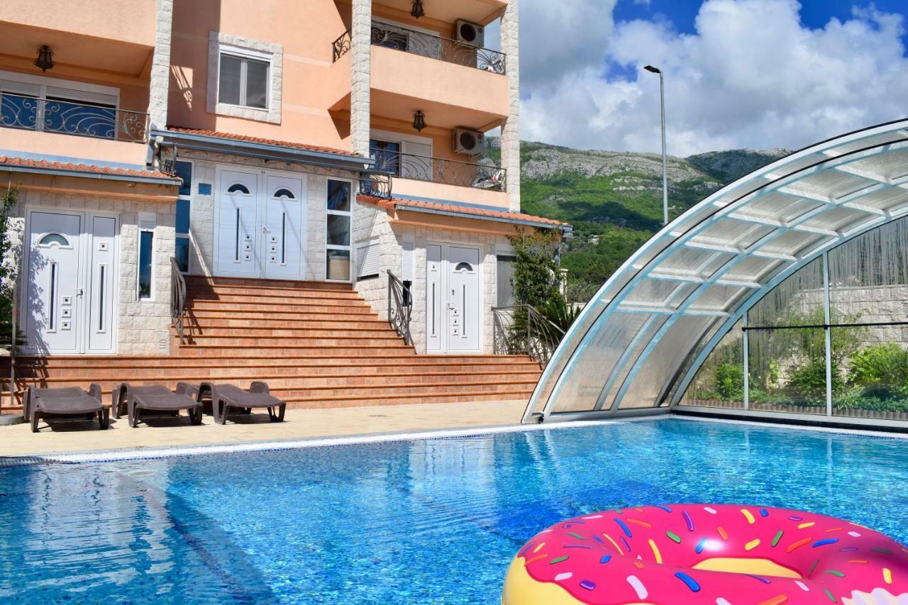 Villa Dolphin Apartments Petrovac na moru Exterior foto