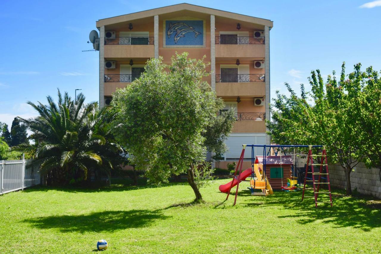 Villa Dolphin Apartments Petrovac na moru Exterior foto