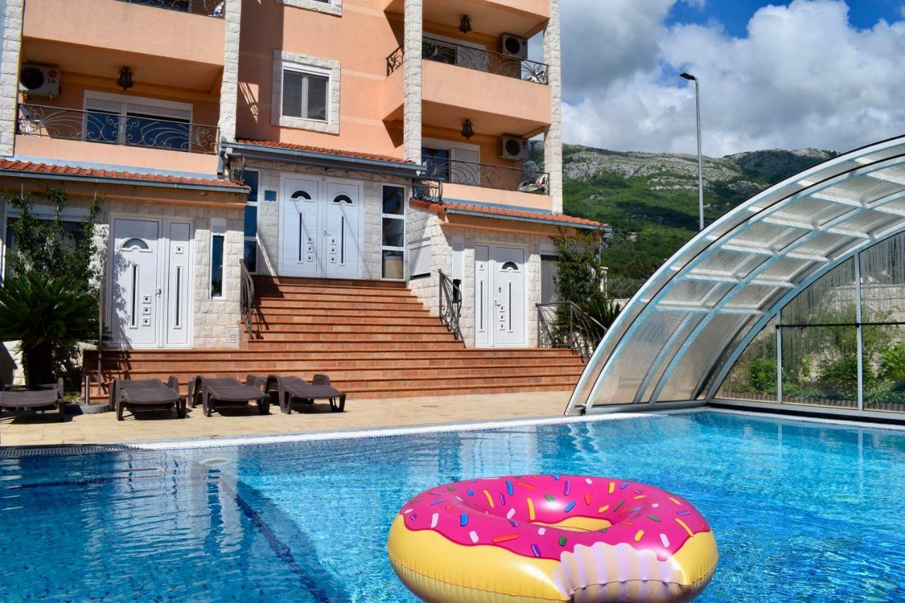 Villa Dolphin Apartments Petrovac na moru Exterior foto