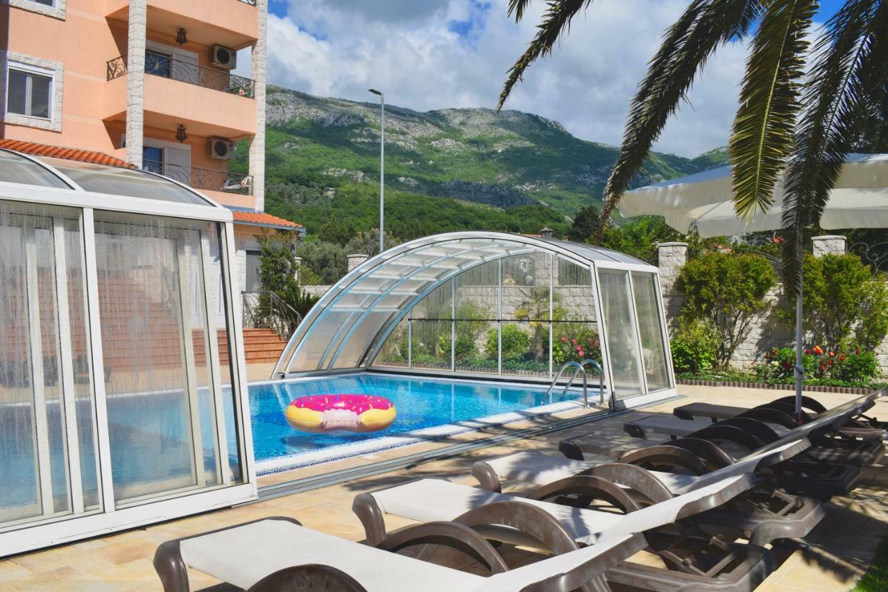Villa Dolphin Apartments Petrovac na moru Exterior foto
